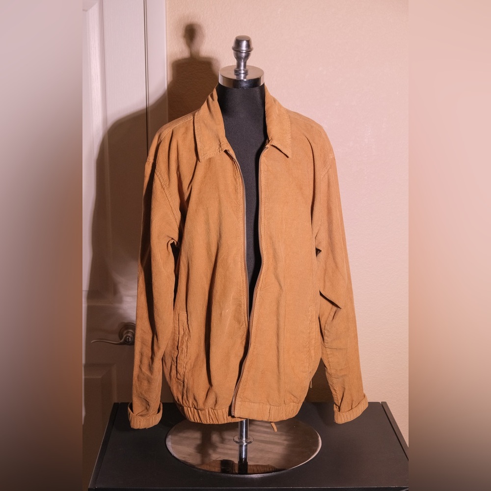 URBAN OUTFITTERS Corduroy Zip-up jacket (Size Large)